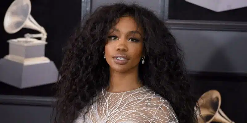 SZA (Solána Imani Rowe) biographie de l'Auteure-compositrice-interprète